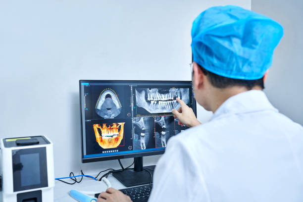 Best Cracked Tooth Emergency Dentist  in Daphne, AL
